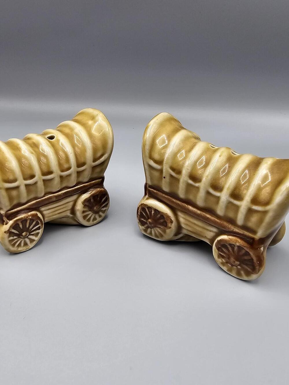 Vintage Covered Wagon Salt and Pepper Shakers Set